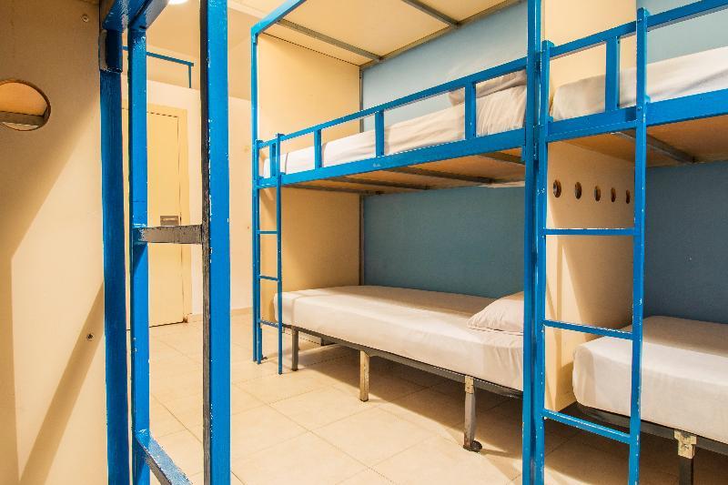 Sea Hostel Барселона Экстерьер фото