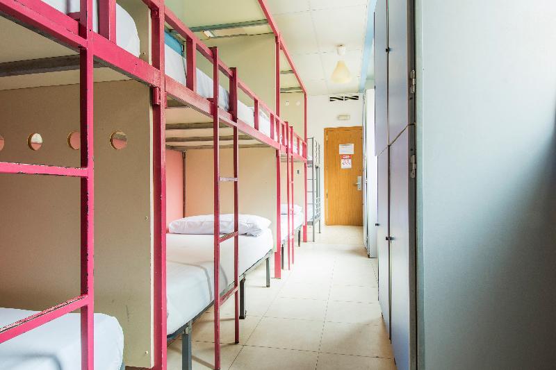 Sea Hostel Барселона Экстерьер фото