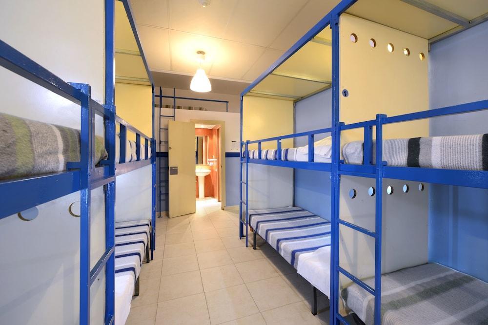 Sea Hostel Барселона Экстерьер фото